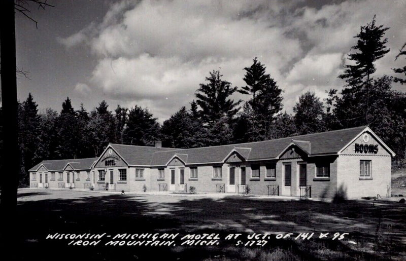 Wisconsin-Michigan Motel - Old Postcard (newer photo)